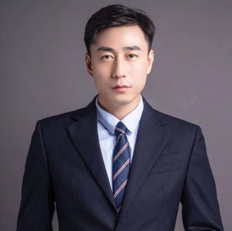 何夏庄 动态图形设计负责人